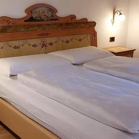 Hotell Garni Stella Alpina Canazei