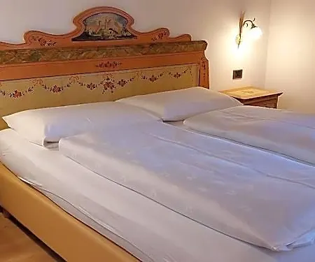 Garni Stella Alpina فندق كنازاي